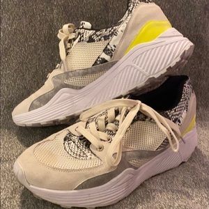 Steve Madden Sneakers